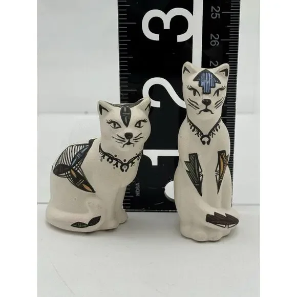 2 Native American Pottery Acoma Cats Sculpture Southwest Hand Painted Signed Ceramics